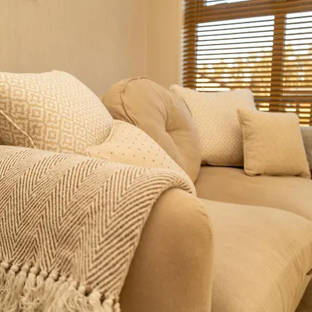 Hollicarrs - Cherry Blossom Riccall